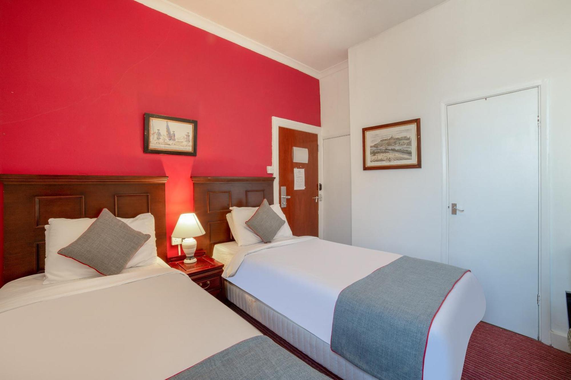 The Strand Hotel Истбурн Экстерьер фото
